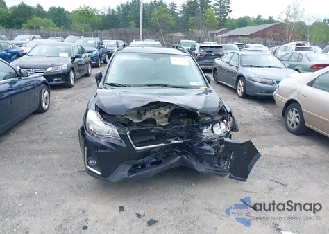 2016 Subaru Crosstrek Premium z USA, uszkodzony, nr VIN JF2GPADC2G8202761